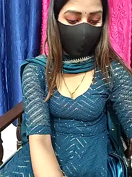 Snapshot of Hotty-anushka chatting on January 5, 2025, 2:08 pm Hotty-anushka online show from January 5, 2025, 2:08 pm