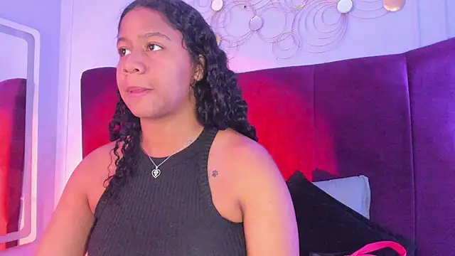 Snapshot of Sofi_Fox_ chatting on April 2, 2026, 3:15 am Sofi Fox online show from April 2, 2026, 3:15 am