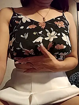 KITTEN-10 online show from November 15, 2025, 3:26 am