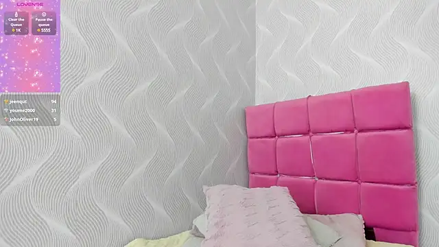 Snapshot of natalia_aguirre1 chatting on December 29, 2024, 3:35 pm natalia aguirre1 online show from December 29, 2024, 3:35 pm