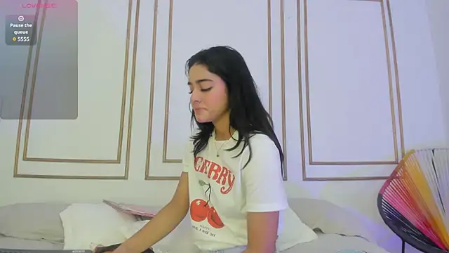 Snapshot of natalia_aguirre1 chatting on February 14, 2025, 12:47 pm natalia aguirre1 online show from February 14, 2025, 12:47 pm