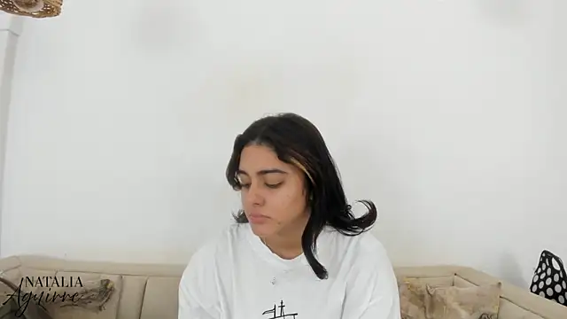 natalia aguirre1 online show from November 28, 2025, 12:19 pm