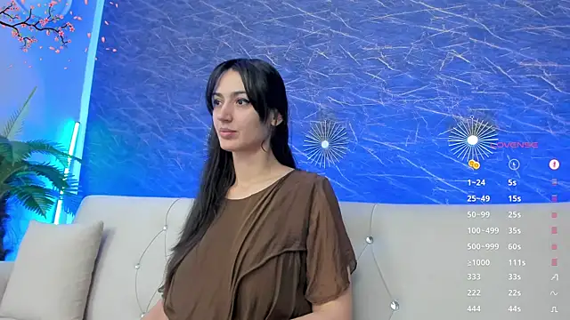 Snapshot of moona_ray chatting on June 1, 2026, 6:20 pm moona ray online show from June 1, 2026, 6:20 pm