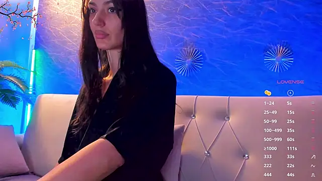 Snapshot of moona_ray chatting on June 5, 2026, 6:35 pm moona ray online show from June 5, 2026, 6:35 pm