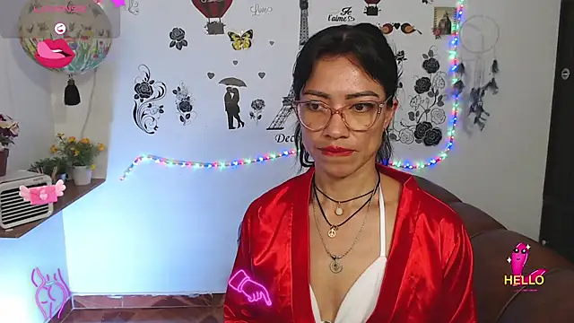 Snapshot of FernandaEloisa chatting on January 14, 2025, 10:02 pm FernandaEloisa online show from January 14, 2025, 10:02 pm