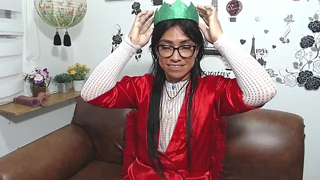 Snapshot of FernandaEloisa chatting on March 15, 2025, 12:47 am FernandaEloisa online show from March 15, 2025, 12:47 am