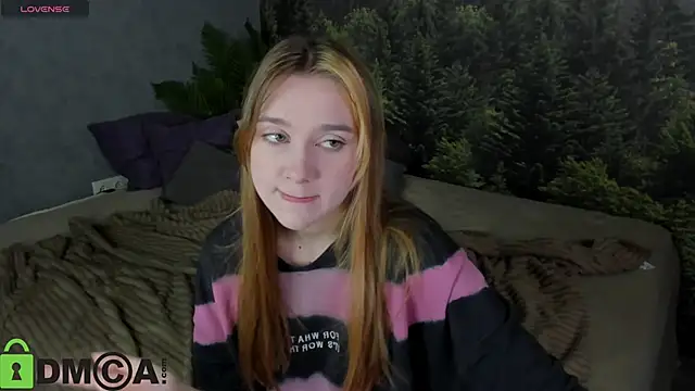 Lesi Moonie01 online show from November 4, 2025, 7:07 am