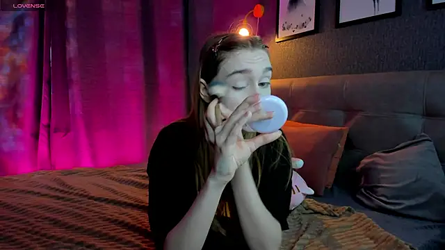 Lesi Moonie01 online show from November 9, 2025, 9:29 am