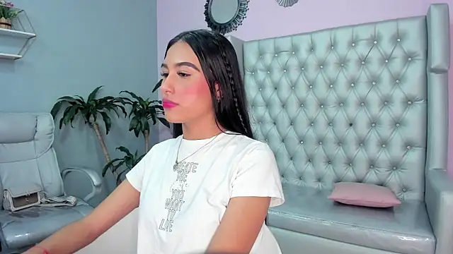 eimy luu online show from December 22, 2024, 5:01 am