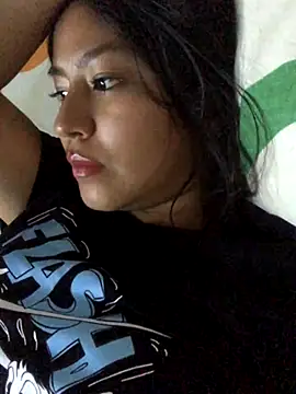 EmmaRossem online show from December 3, 2024, 9:56 pm