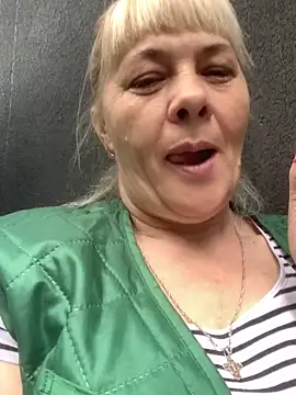 Lia Laguna77 online show from June 15, 2026, 6:37 am