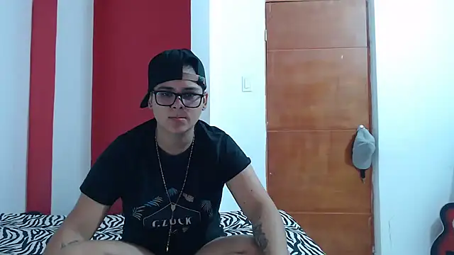 SHARLOTTE MORGAN online show from March 18, 2025, 11:31 pm