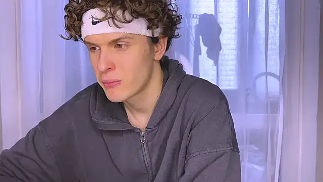 Snapshot of alyx_garden chatting on March 26, 2026, 9:48 am alyx garden online show from March 26, 2026, 9:48 am