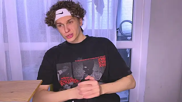 Snapshot of alyx_garden chatting on March 27, 2026, 12:38 pm alyx garden online show from March 27, 2026, 12:38 pm