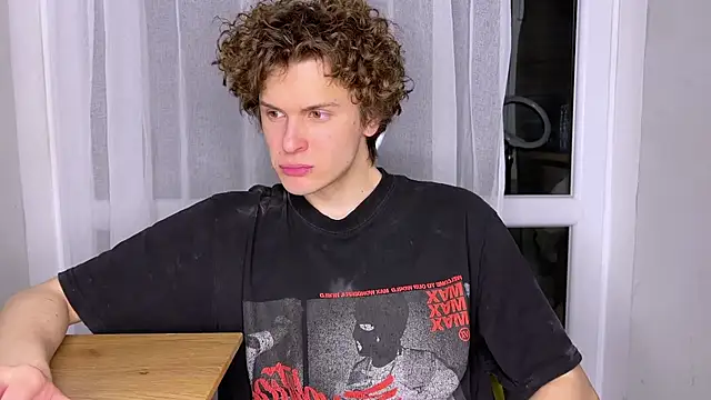 Snapshot of alyx_garden chatting on March 31, 2026, 7:36 pm alyx garden online show from March 31, 2026, 7:36 pm