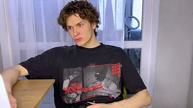 Snapshot of alyx_garden chatting on April 1, 2026, 12:06 pm alyx garden online show from April 1, 2026, 12:06 pm