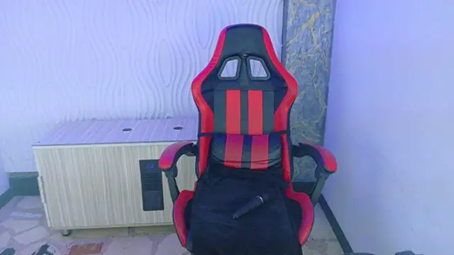 Snapshot of _Emmaa_Harper chatting on October 14, 2025, 6:25 am Emmaa Harper online show from October 14, 2025, 6:25 am