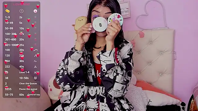 Yuni-Kim online show from September 8, 2025, 2:38 pm