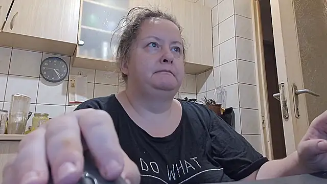 Snapshot of melissaBlessing chatting on May 26, 2026, 1:23 am melissaBlessing online show from May 26, 2026, 1:23 am