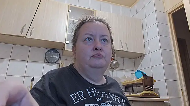 Snapshot of melissaBlessing chatting on June 5, 2026, 12:17 am melissaBlessing online show from June 5, 2026, 12:17 am