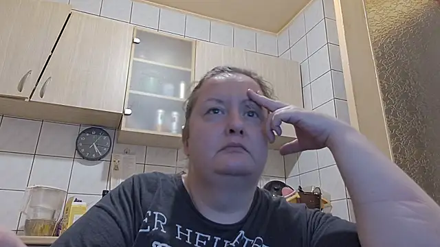 Snapshot of melissaBlessing chatting on June 14, 2026, 2:24 am melissaBlessing online show from June 14, 2026, 2:24 am