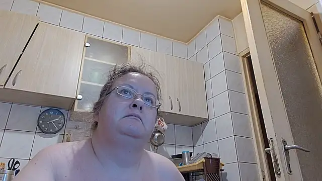 Snapshot of melissaBlessing chatting on July 10, 2026, 11:29 pm melissaBlessing online show from July 10, 2026, 11:29 pm