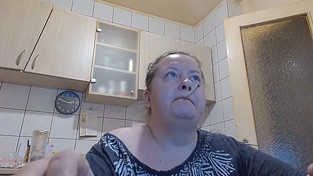 Snapshot of melissaBlessing chatting on July 29, 2026, 11:47 pm melissaBlessing online show from July 29, 2026, 11:47 pm