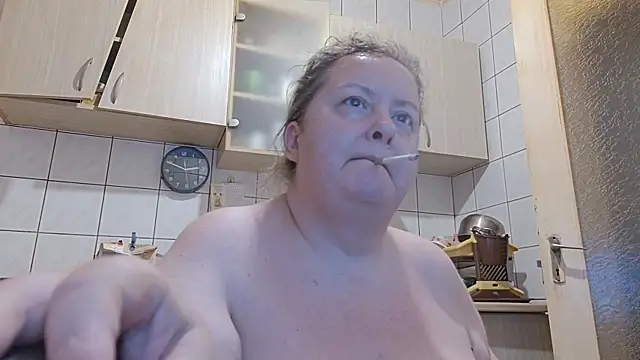 Snapshot of melissaBlessing chatting on August 2, 2026, 11:47 pm melissaBlessing online show from August 2, 2026, 11:47 pm