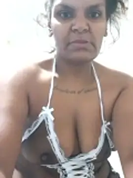 Snapshot of BlackFucksWhite chatting on February 6, 2026, 7:45 am BlackFucksWhite online show from February 6, 2026, 7:45 am