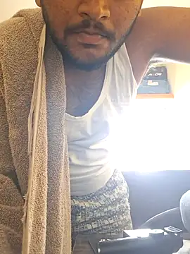 Snapshot of LundChodumera chatting on November 8, 2025, 7:52 am LundChodumera online show from November 8, 2025, 7:52 am