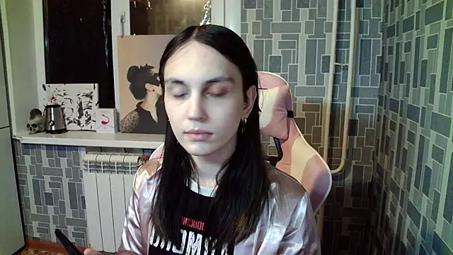 BlackHe4rts  online show from October 9, 2025, 4:05 pm