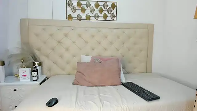 Snapshot of _chloe_adams chatting on February 25, 2025, 11:41 am  chloe adams online show from February 25, 2025, 11:41 am