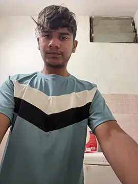 Snapshot of shortdickyboy chatting on September 16, 2025, 3:18 am shortdickyboy online show from September 16, 2025, 3:18 am