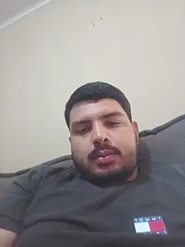 Snapshot of Gato_Negro chatting on May 21, 2026, 2:46 pm Gato Negro online show from May 21, 2026, 2:46 pm