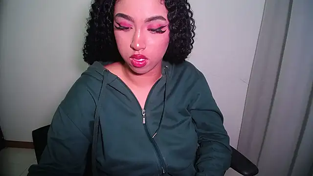 Snapshot of barbara_falcons chatting on October 18, 2025, 5:43 am barbara falcons online show from October 18, 2025, 5:43 am