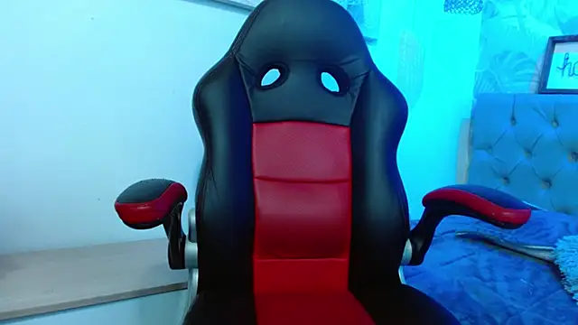 Snapshot of violletha chatting on September 24, 2025, 12:41 pm violletha online show from September 24, 2025, 12:41 pm