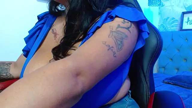 Snapshot of violletha chatting on October 3, 2025, 12:46 pm violletha online show from October 3, 2025, 12:46 pm