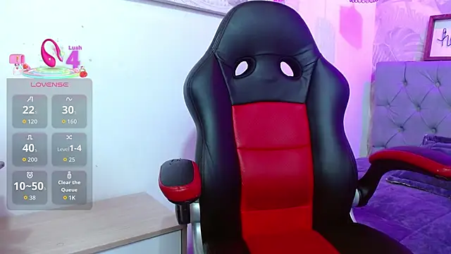 Snapshot of violletha chatting on October 8, 2025, 12:36 pm violletha online show from October 8, 2025, 12:36 pm