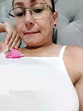milly sanchez online show from June 3, 2026, 6:57 pm