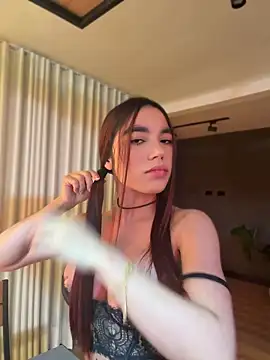 carolynnetrujillo online show from July 2, 2026, 4:07 am