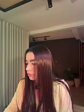 carolynnetrujillo online show from July 11, 2026, 4:59 am