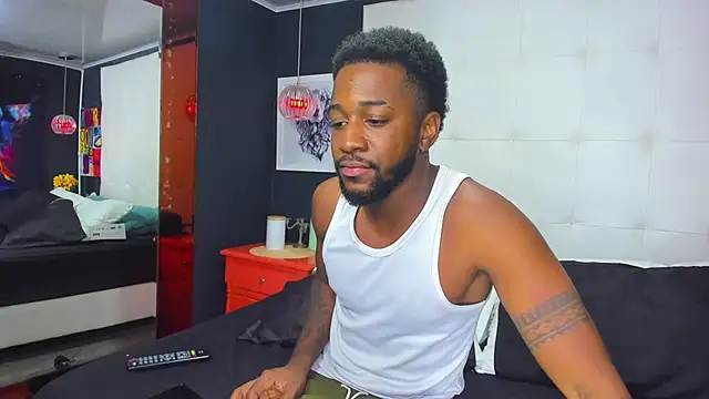 Snapshot of Drake_Nassir4 chatting on December 9, 2024, 9:16 pm Drake Nassir4 online show from December 9, 2024, 9:16 pm