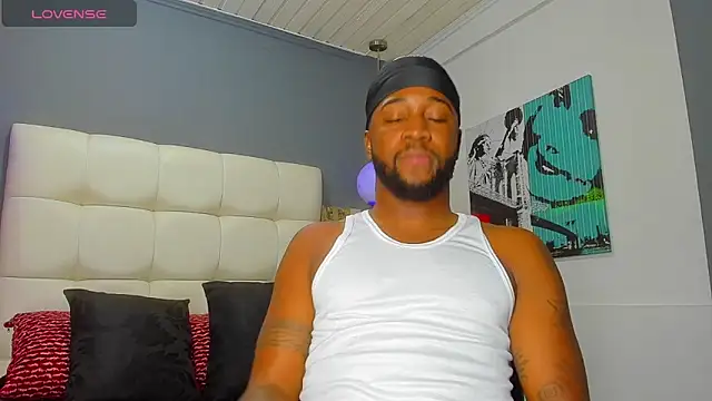 Drake Nassir4 online show from December 3, 2025, 3:21 pm