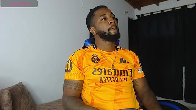 Snapshot of Drake_Nassir4 chatting on May 28, 2026, 4:10 am Drake Nassir4 online show from May 28, 2026, 4:10 am