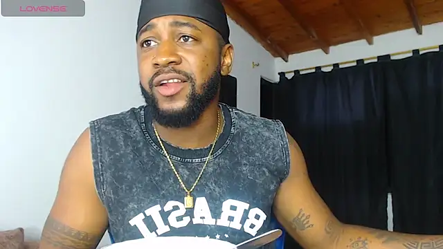 Snapshot of Drake_Nassir4 chatting on May 29, 2026, 5:27 am Drake Nassir4 online show from May 29, 2026, 5:27 am