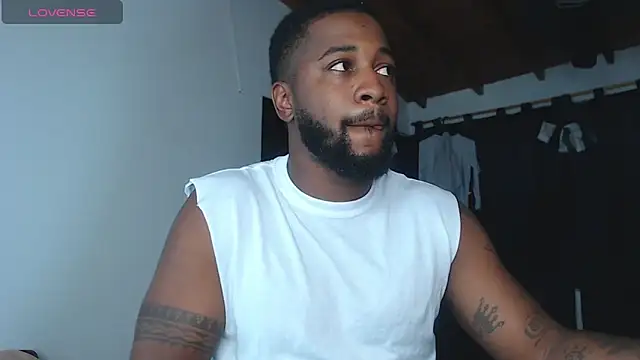 Snapshot of Drake_Nassir4 chatting on June 7, 2026, 5:44 am Drake Nassir4 online show from June 7, 2026, 5:44 am