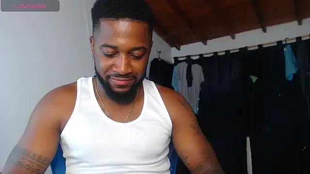 Snapshot of Drake_Nassir4 chatting on June 18, 2026, 5:30 am Drake Nassir4 online show from June 18, 2026, 5:30 am