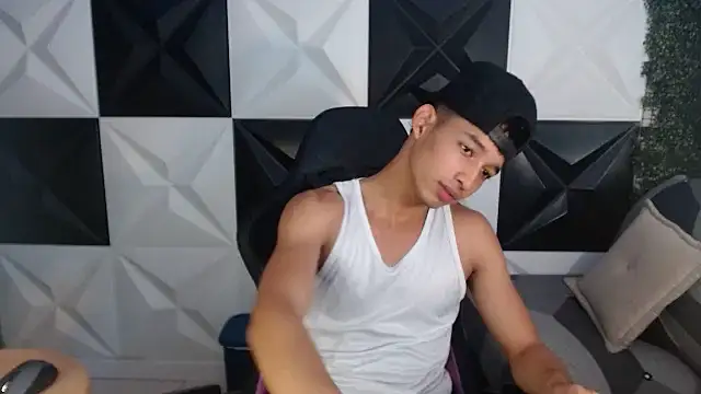 jose sexycumm online show from March 19, 2025, 8:22 pm