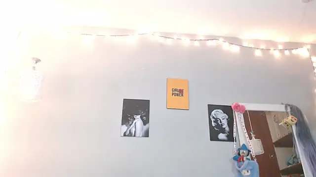 Snapshot of Kimandyuk chatting on January 7, 2025, 10:30 pm Kimandyuk online show from January 7, 2025, 10:30 pm