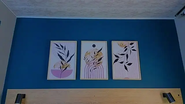 Snapshot of GabyPetit chatting on October 2, 2025, 8:05 pm GabyPetit online show from October 2, 2025, 8:05 pm